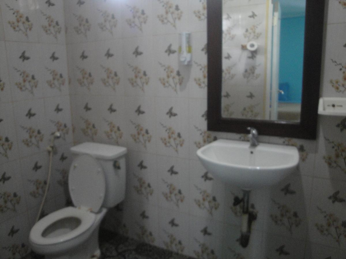 Yoyo'S Hotel Sekongkang Eksteriør bilde
